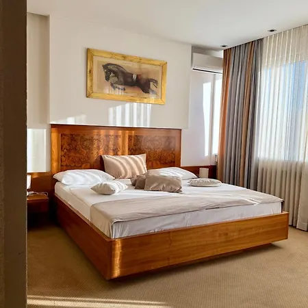 Hotel Exclusive-2