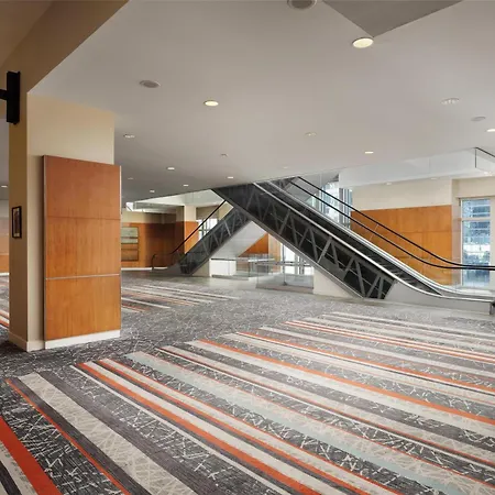 Embassy Suites By Hilton Chicago Downtown Magnificent Mile-2