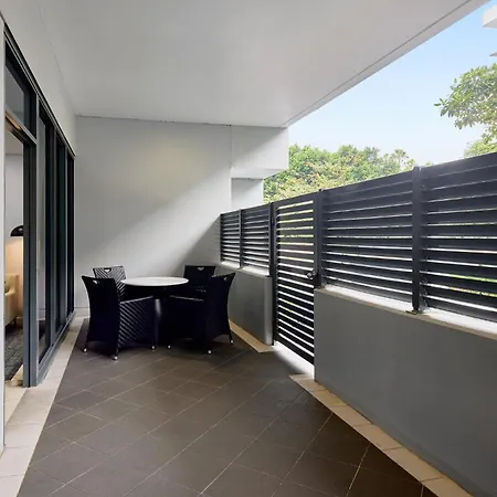 Meriton Suites Waterloo-2