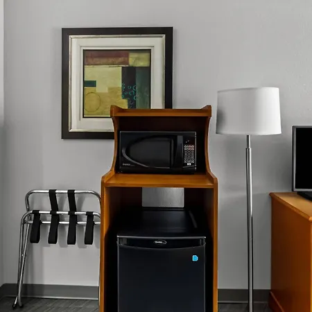 Quality Inn & Suites Cvg Airport-3