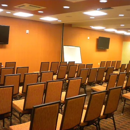 Hampton Inn & Suites Cincinnati / Uptown - University Area-2