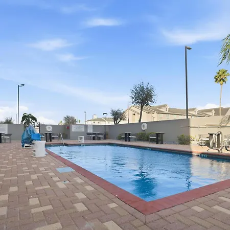 Hampton Inn & Suites Pharr-2