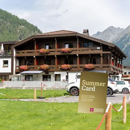 Hotel Garni Maria Theresia - Official Ötztal Summer Card Partner-3
