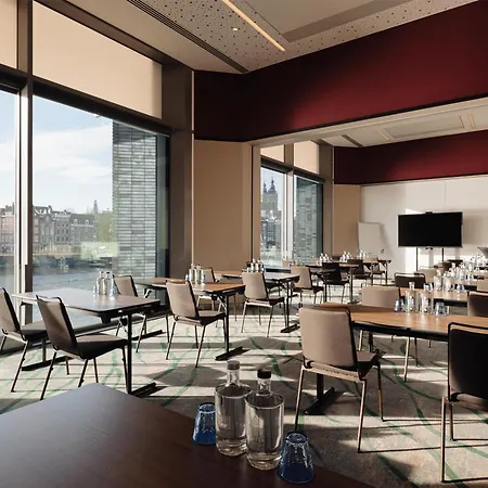 Doubletree By Hilton Amsterdam Centraal Station-3