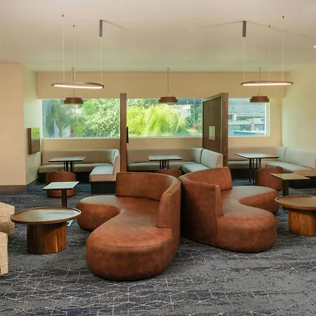 Courtyard By Marriott Guadalajara Andares-3