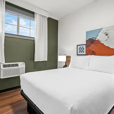 Spark By Hilton Portland Airport Maine Mall-2