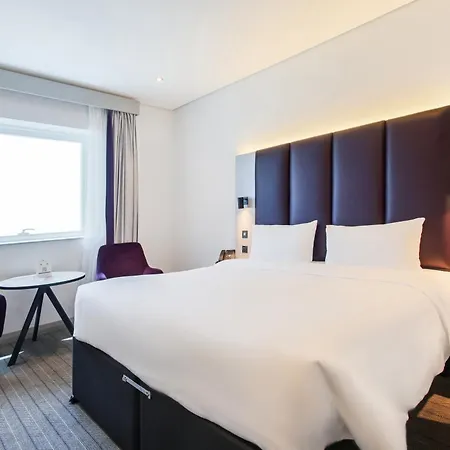 Premier Inn Abu Dhabi Capital Centre-2