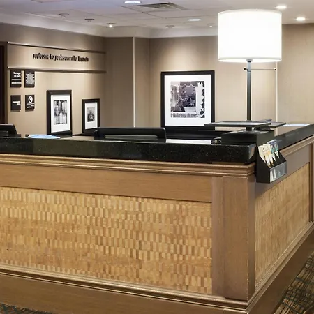 Hampton Inn Oceanfront Jacksonville Beach-3