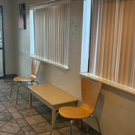 Red Roof Inn Kokomo-3
