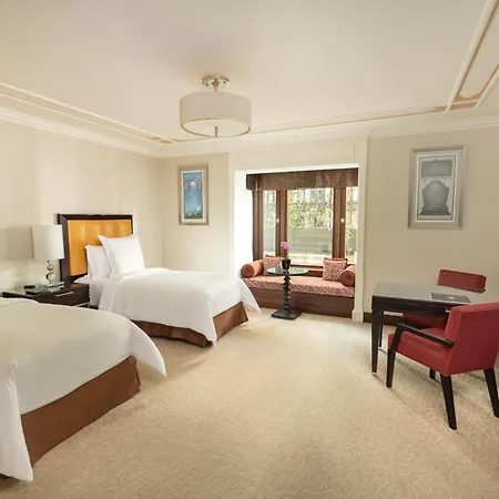 Four Seasons Hotel Istanbul At The Bosphorus-3