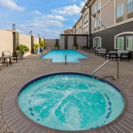 La Quinta By Wyndham Laredo Airport-3