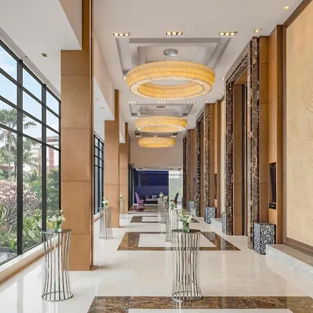 Hilton Bangkok Suvarnabhumi Golf Resort & Spa-3