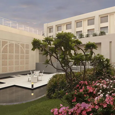 Doubletree By Hilton Agra-3