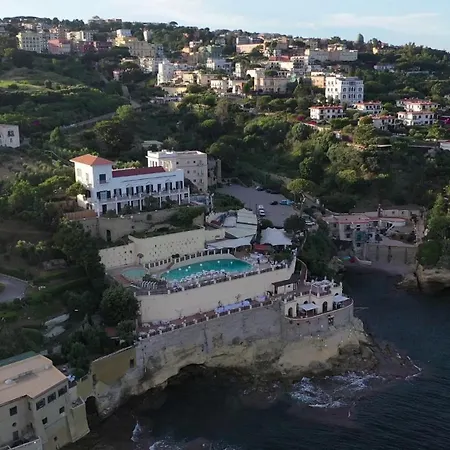 Baia Delle Rocce Verdi Resort-3
