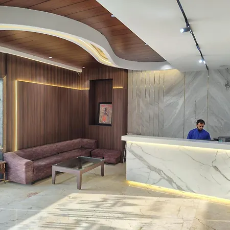 Hotel Taj Heights-2