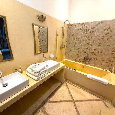 Riad Adore-2