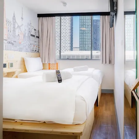 easyHotel Croydon-3