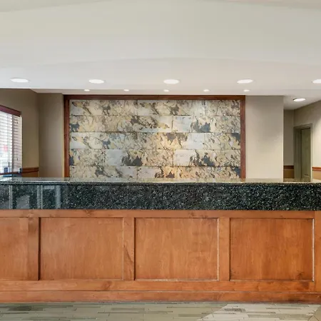 Best Western Plus Mission City Lodge-2