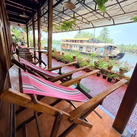 Malayalam Lake Resort-3