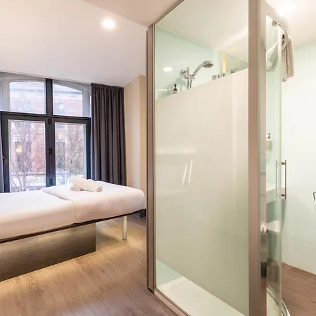 Easyhotel Birmingham-2