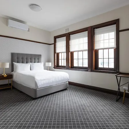 Southern Cross Hotel-2