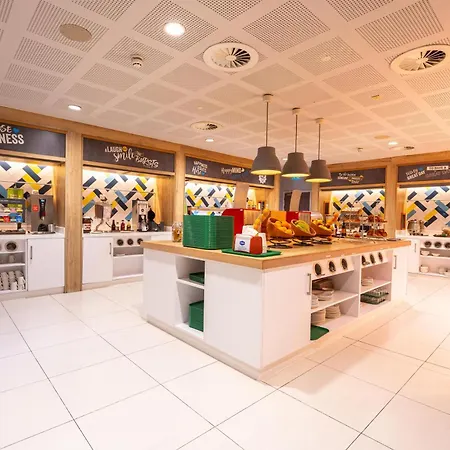 Hampton By Hilton Bristol Airport-3