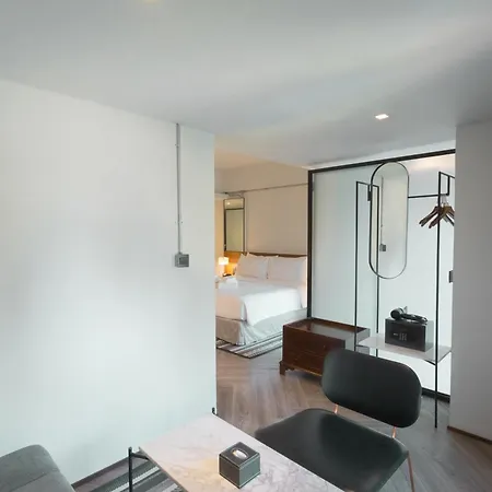 Ir-On Hotel-2
