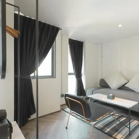 Ir-On Hotel-2