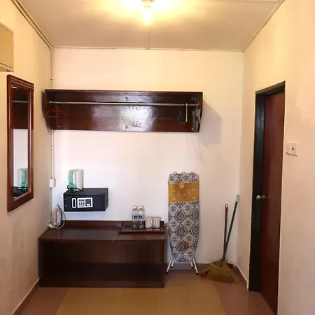 Adina Drive In Motel - Self Service Units Available-2