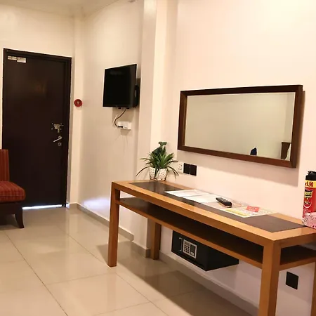 Adina Drive In Motel - Self Service Units Available-3