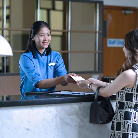 Holiday Inn Express Jakarta Menteng By Ihg-3