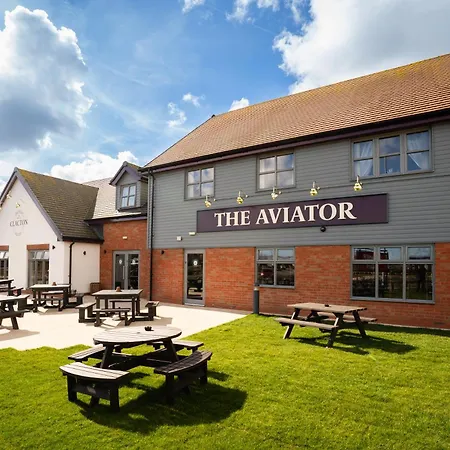 The Aviator, Formerly Smugglers Cove, Clacton On Sea By Marston'S Inns-3