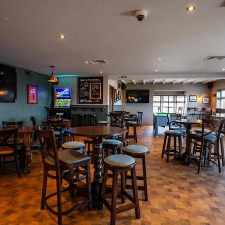 The Aviator, Formerly Smugglers Cove, Clacton On Sea By Marston'S Inns-2