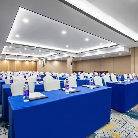 Holiday Inn Express Shenzhen Dongmen By Ihg-2