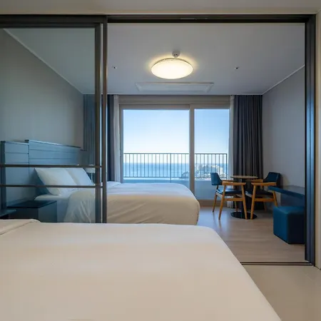 Hotel The Blue Terra-3