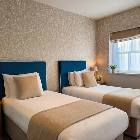 Best Western The Rose & Crown Hotel-3
