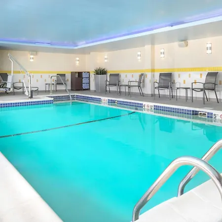Fairfield Inn & Suites By Marriott Cape Cod Hyannis-2