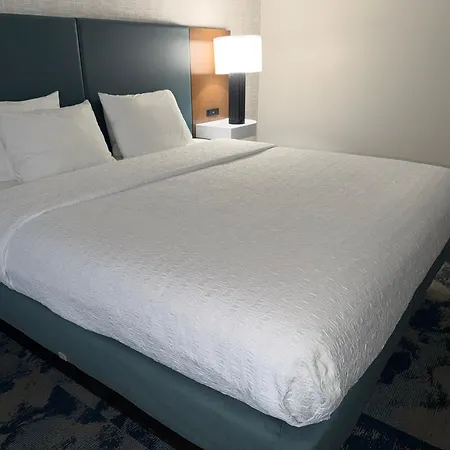 Hampton Inn Louisville/I-65/Brooks Road-2