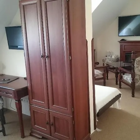 Hotel Excellent-3