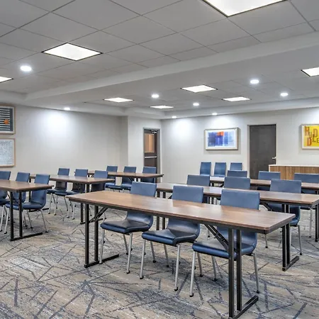 Holiday Inn Express & Suites Zanesville North By Ihg-2