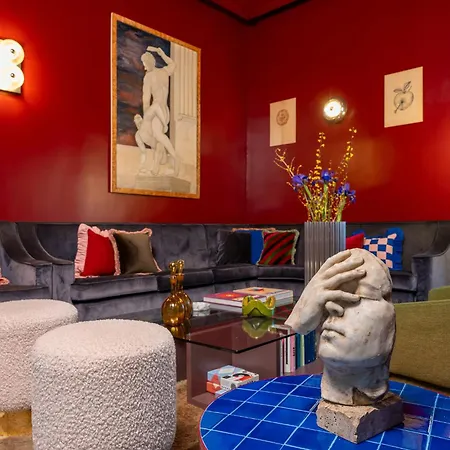Boutique Hotel Metro 900-2