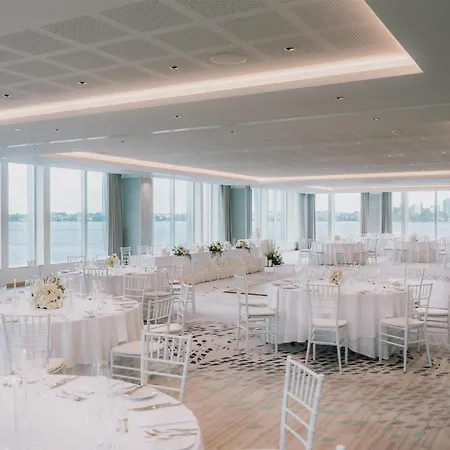 Doubletree By Hilton Perth Waterfront-2