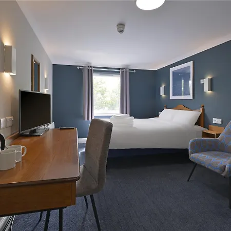 Travelodge Plymouth Derriford-3