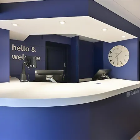 Travelodge Exeter M5-2