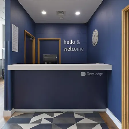 Travelodge Chester Central-2