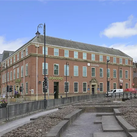 Travelodge Chester Central-2