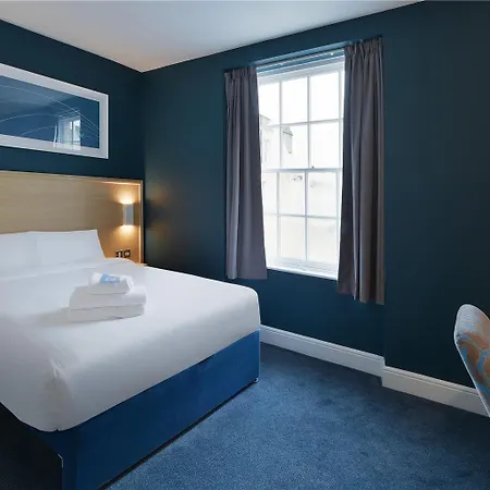 Travelodge Bath Central-3