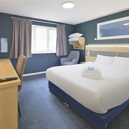 Travelodge Yeovil Podimore-3