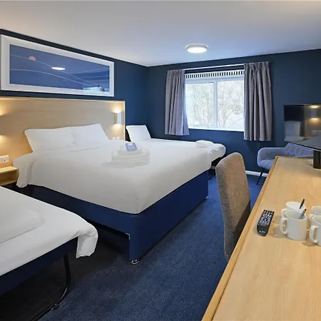 Travelodge Heathrow Heston M4 Eastbound-2