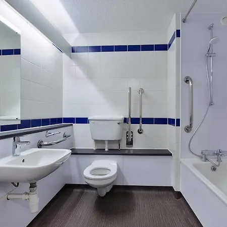Travelodge Preston Chorley-3